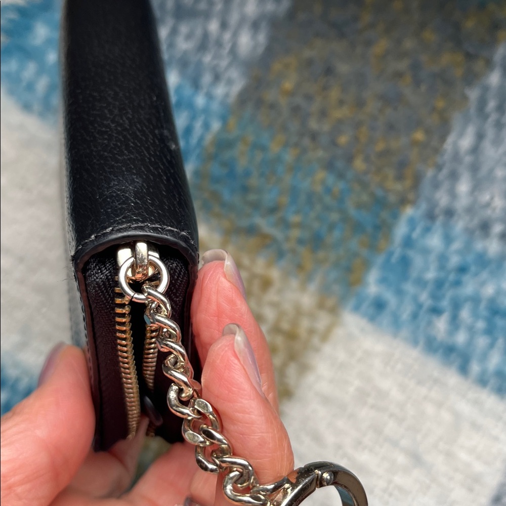 Kate Spade Black Leather Keychain Pouch
EUC - Picture 5 of 6